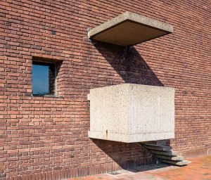 Helgeandskyrkan | Church of the Holy Spirit, Lund, Sweden: Pulpit, exterior | Predikstol, exteriör | Kanzel, Aussenansicht [2019]Lat: 55.693805N, Long: 13.179181E Copyright © Kristian Adolfsson / www.adolfsson.photo